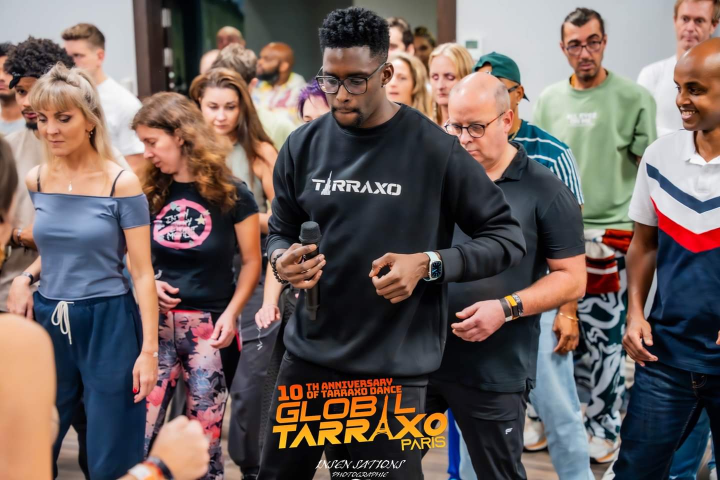 Dawou Tarraxo performing